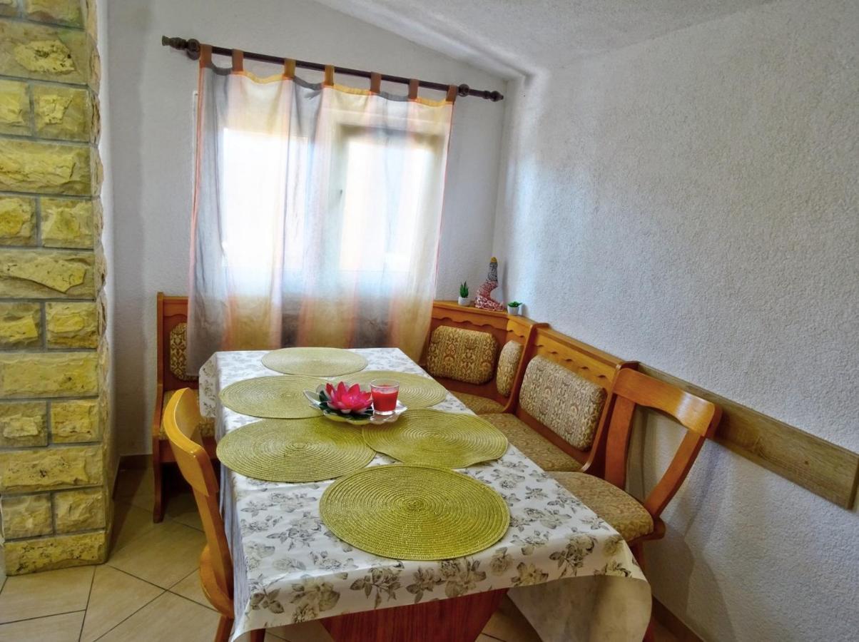 Apartment Daca Vir Exterior photo